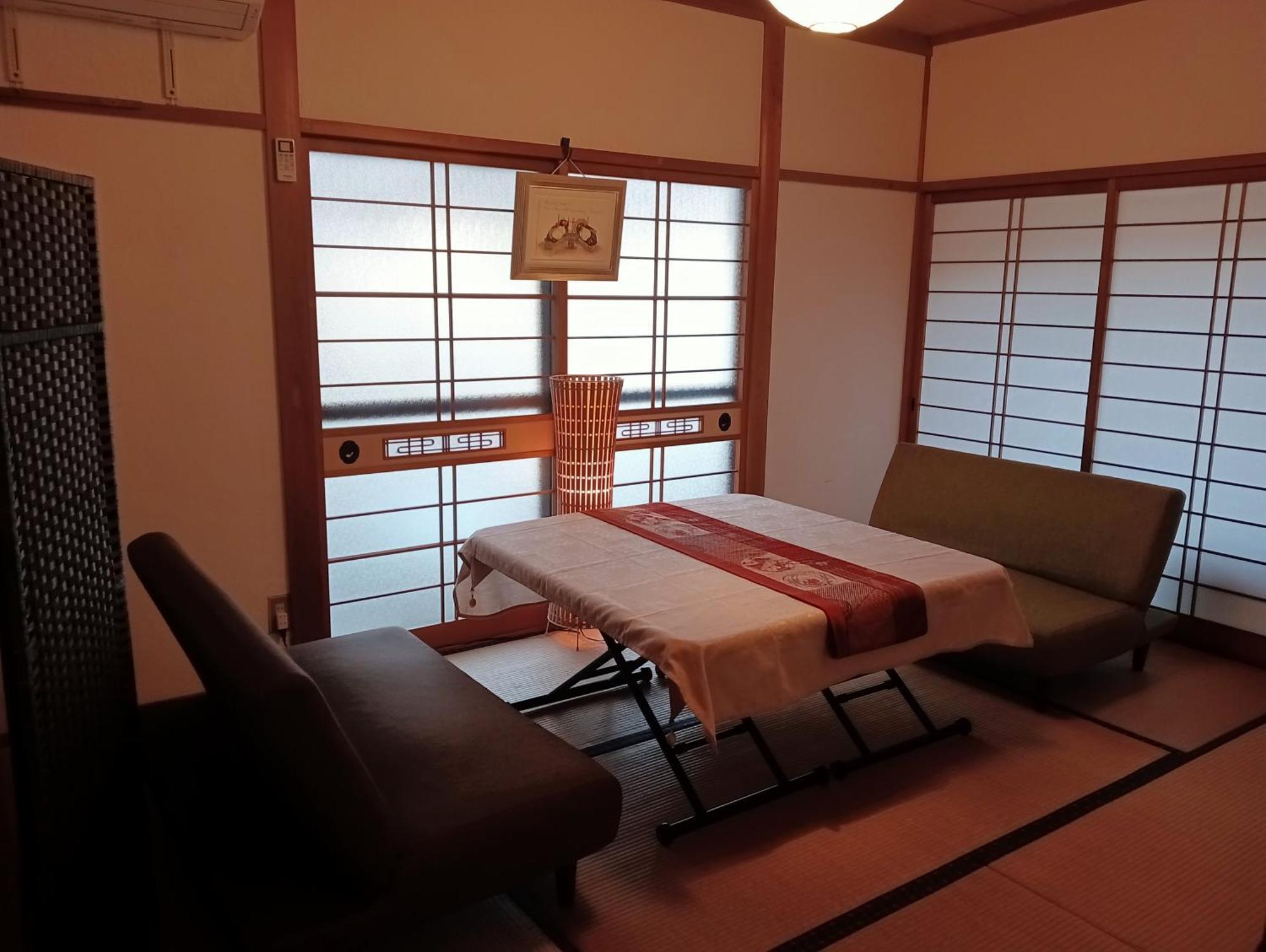 しまなみ海道お宿ぽんぽこ Imabari Railway Station Eksteriør billede