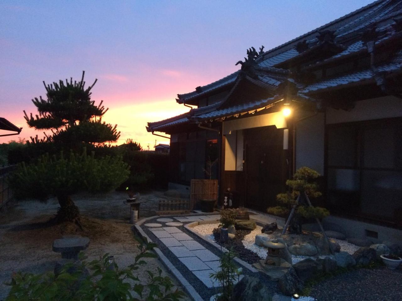 しまなみ海道お宿ぽんぽこ Imabari Railway Station Eksteriør billede